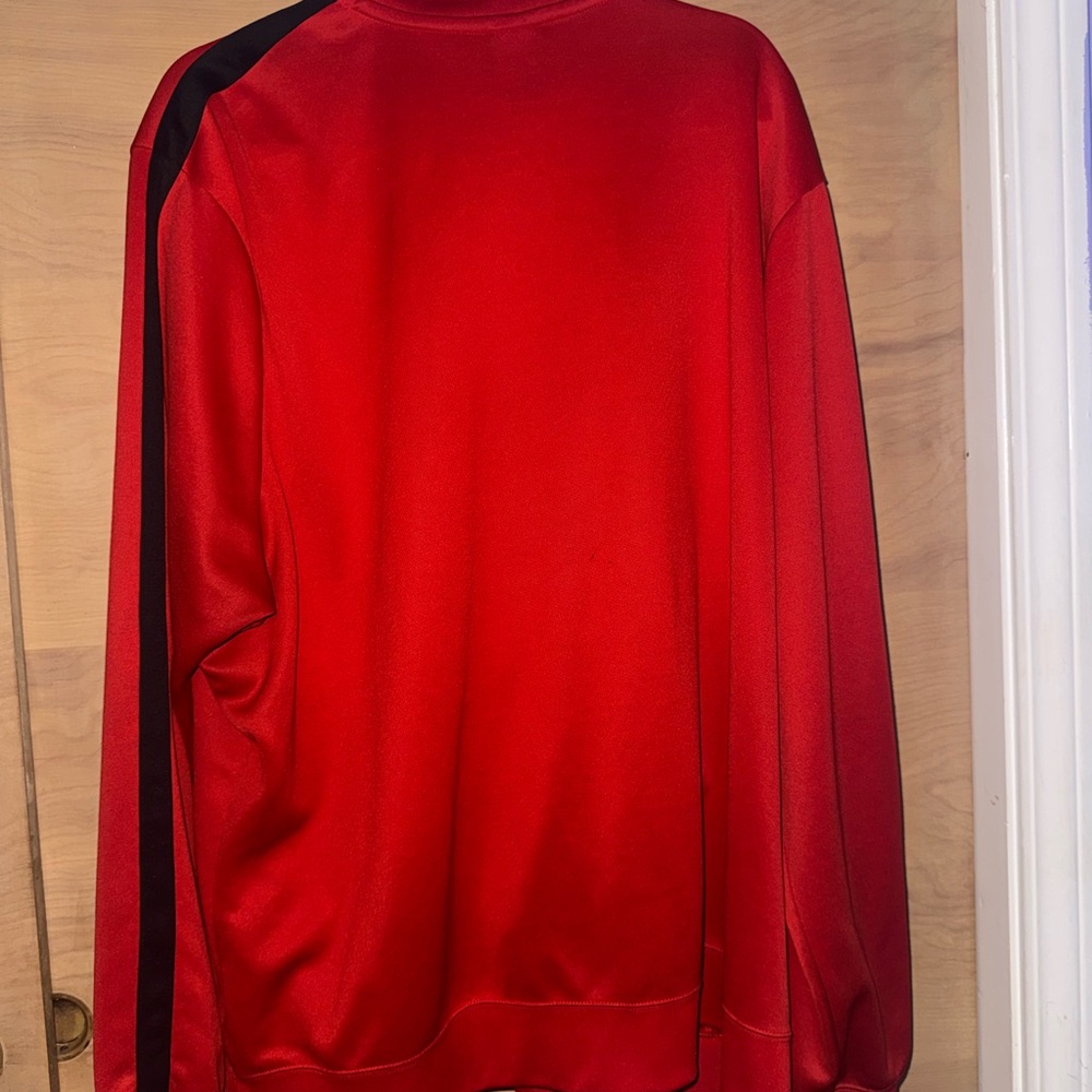 Nike Men's Red and Black Jacket - Picture 3 of 4